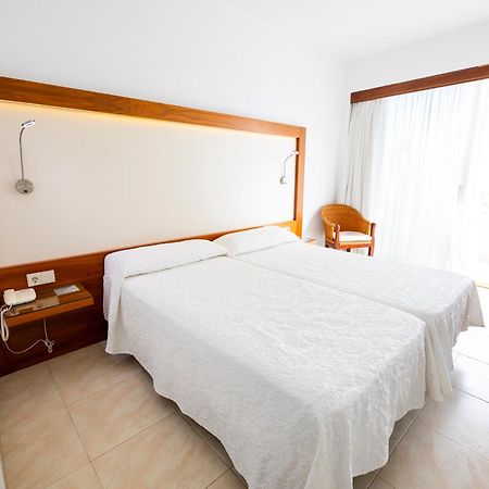 Hotel Biniamar Cala Millor  Exterior photo